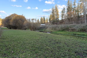 Photo 35