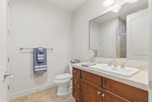  Photo 43