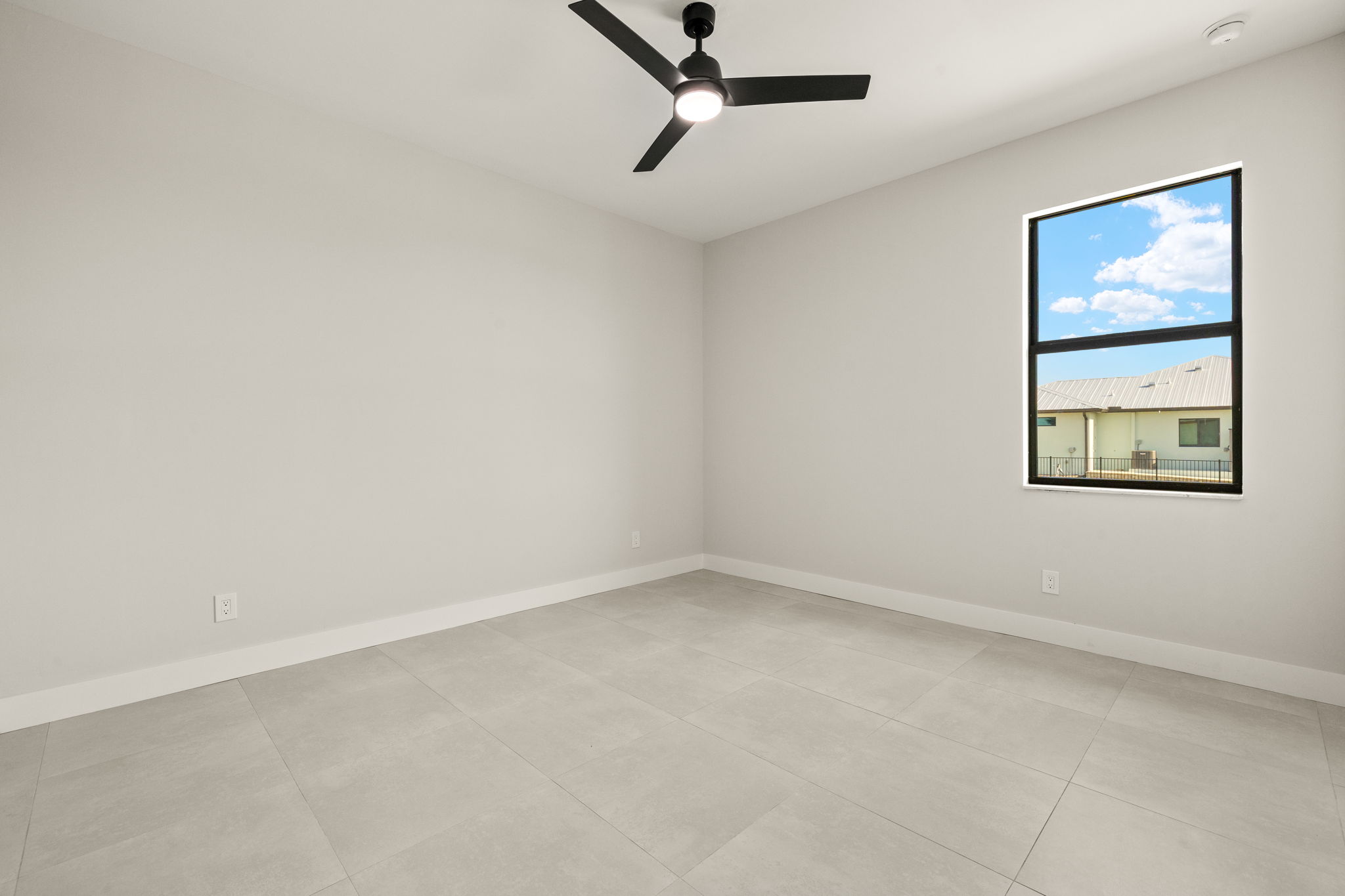 Guest Bedroom 1 - 1 of 2