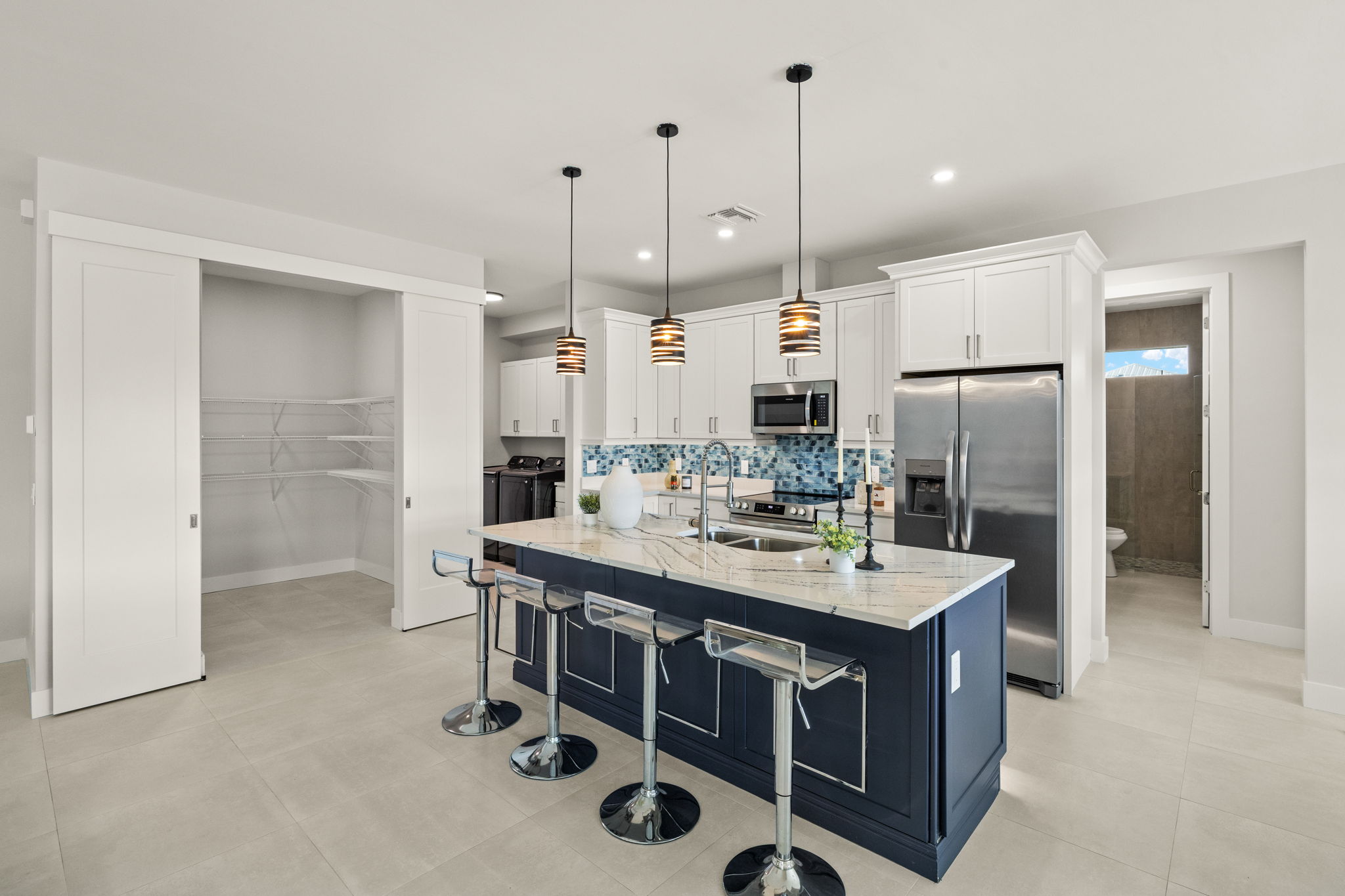 Breakfast Bar 1 of 2