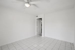 S 2nd St-S2011-013.jpg