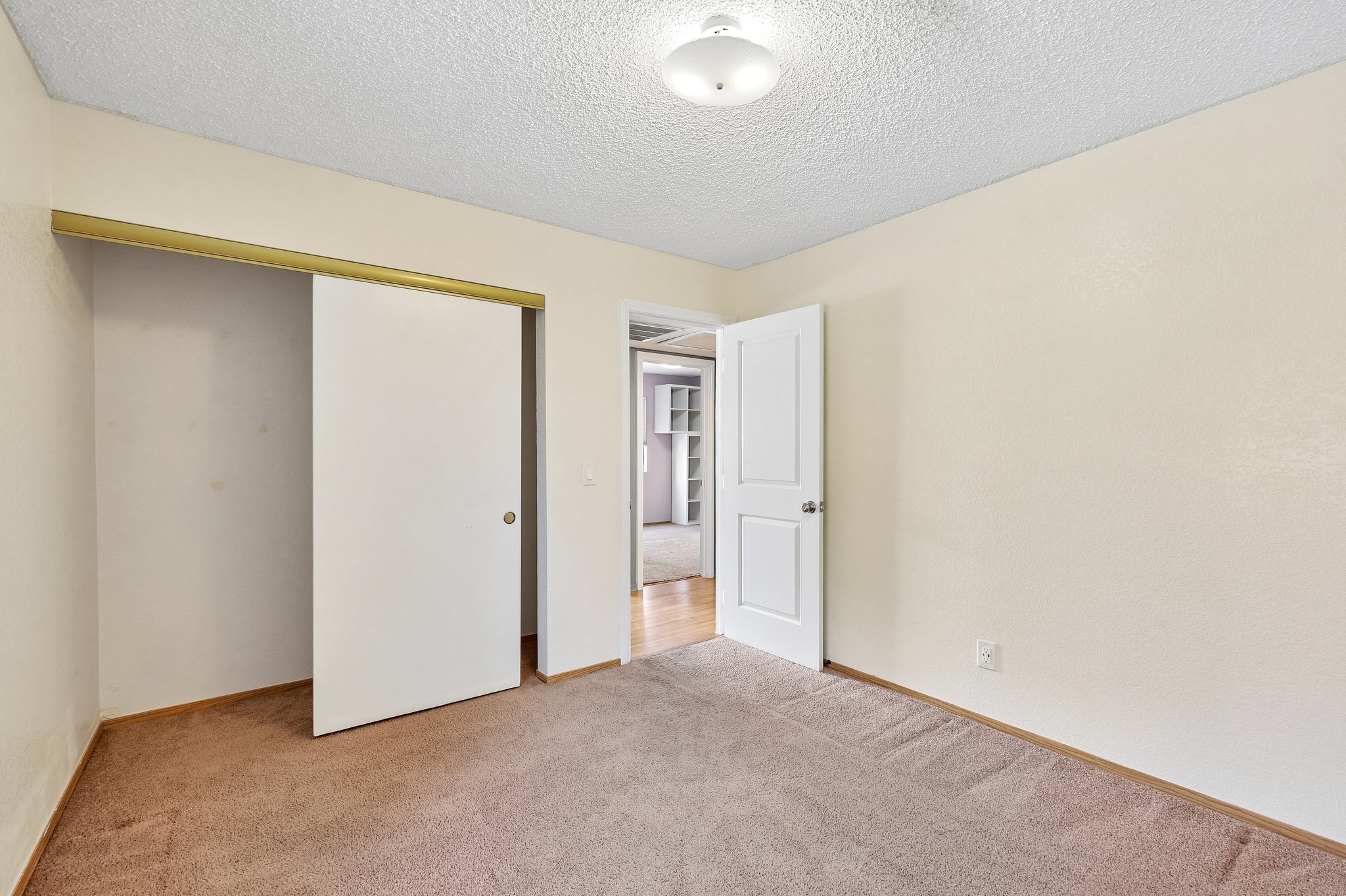 211103 - 707 Skipjack Dr, Henderson, NV 89015-S0505-022.jpg