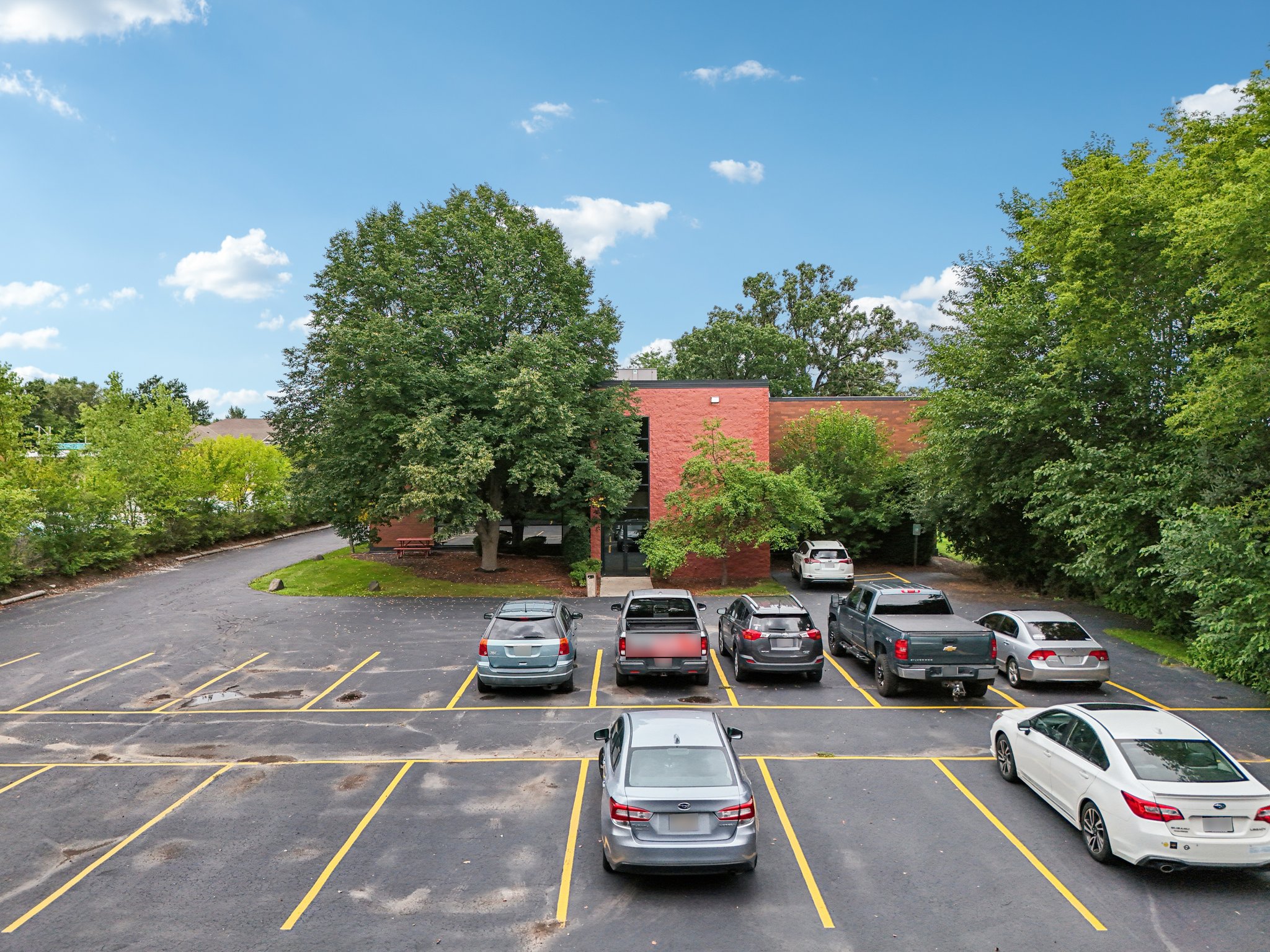 W Moreland Blvd-S2108-043.jpg