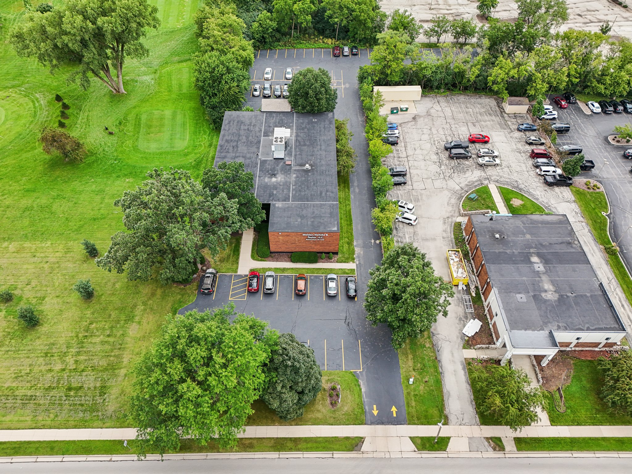 W Moreland Blvd-S2108-049.jpg