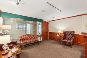 W Moreland Blvd-S2108-015.jpg