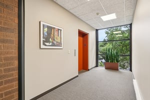 W Moreland Blvd-S2108-020.jpg