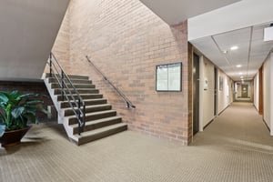 W Moreland Blvd-S2108-023.jpg