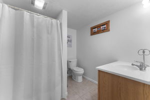  Photo 52