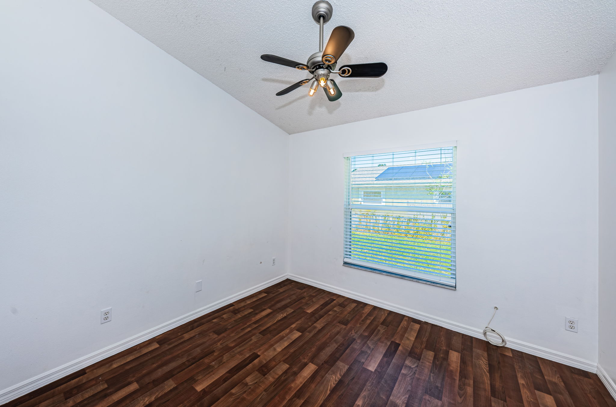 Bedroom 3a-2