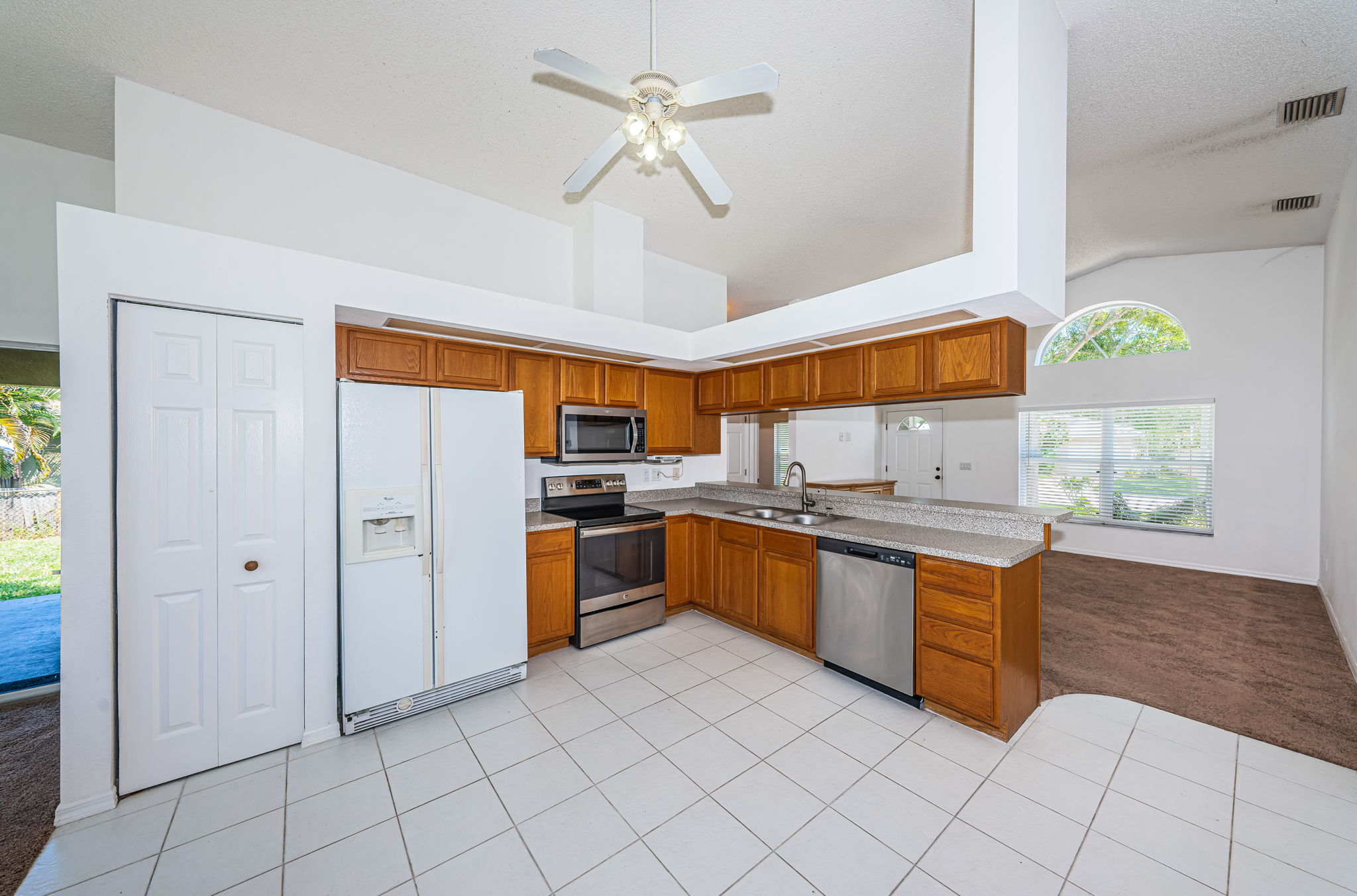 Kitchen 3-2