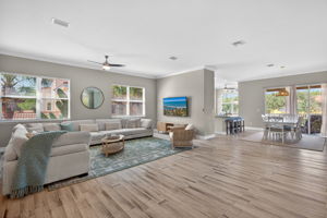 RS - Living Room 5 of 5