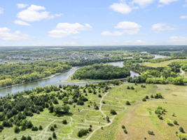  Photo 65