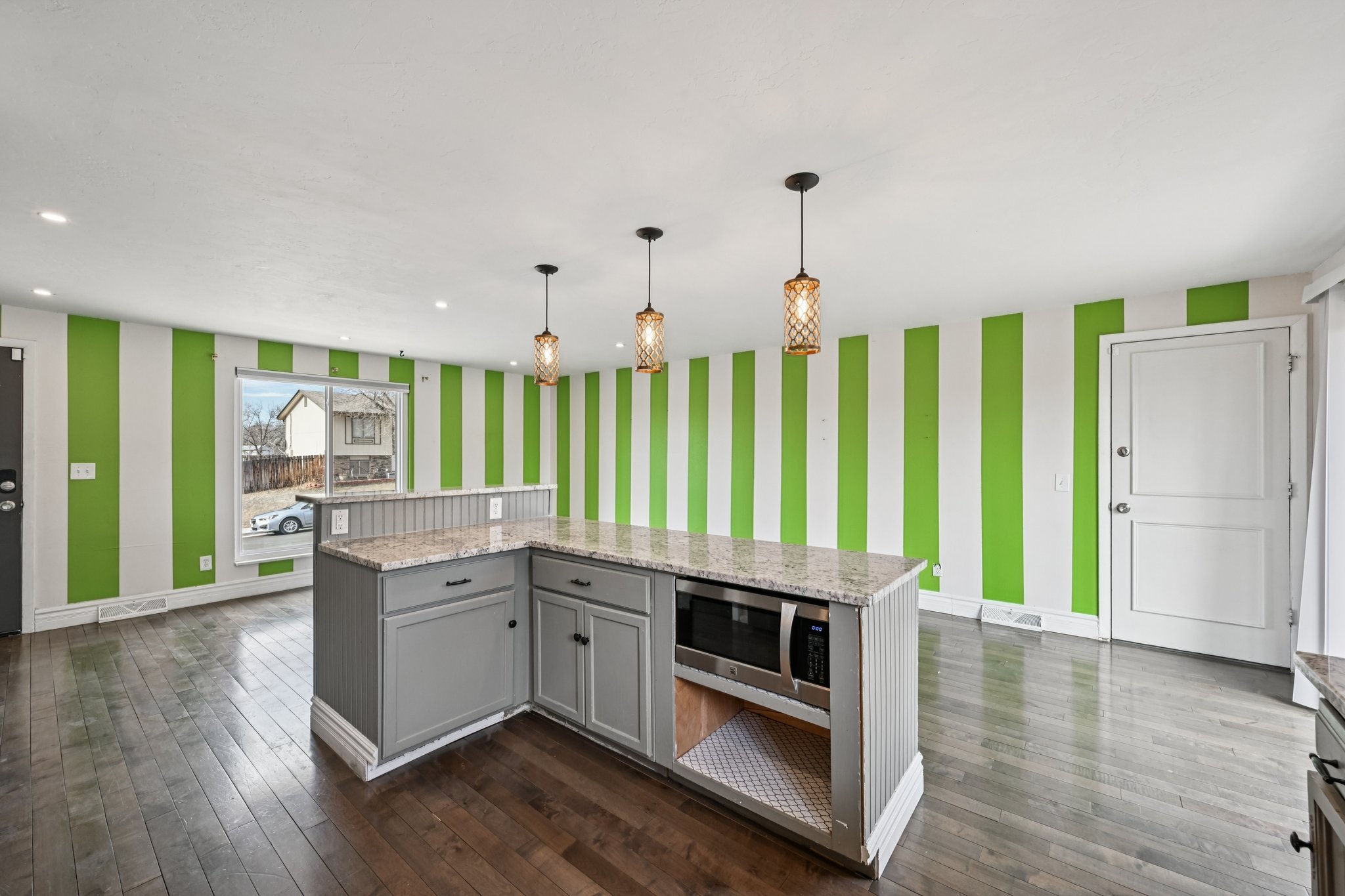 Yates St-S0802-020.jpg