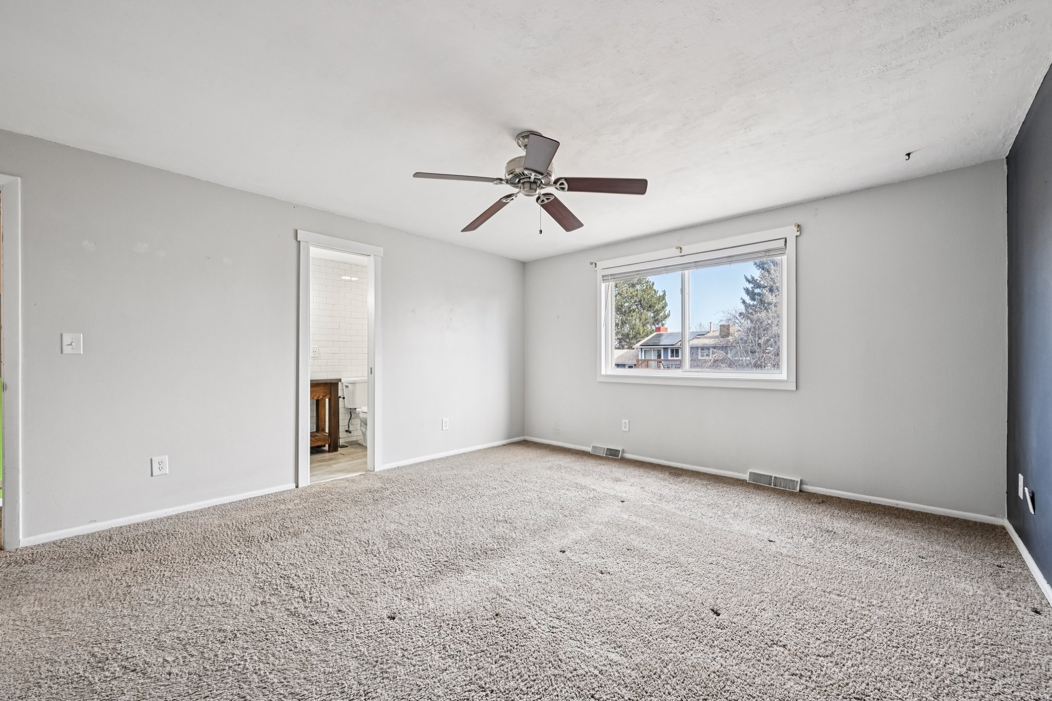 Yates St-S0802-030.jpg