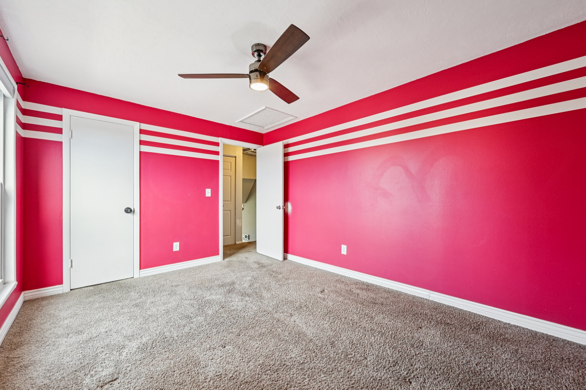 Yates St-S0802-034.jpg