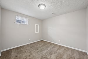 Yates St-S0802-038.jpg