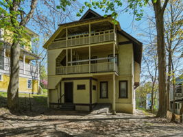  Photo 4