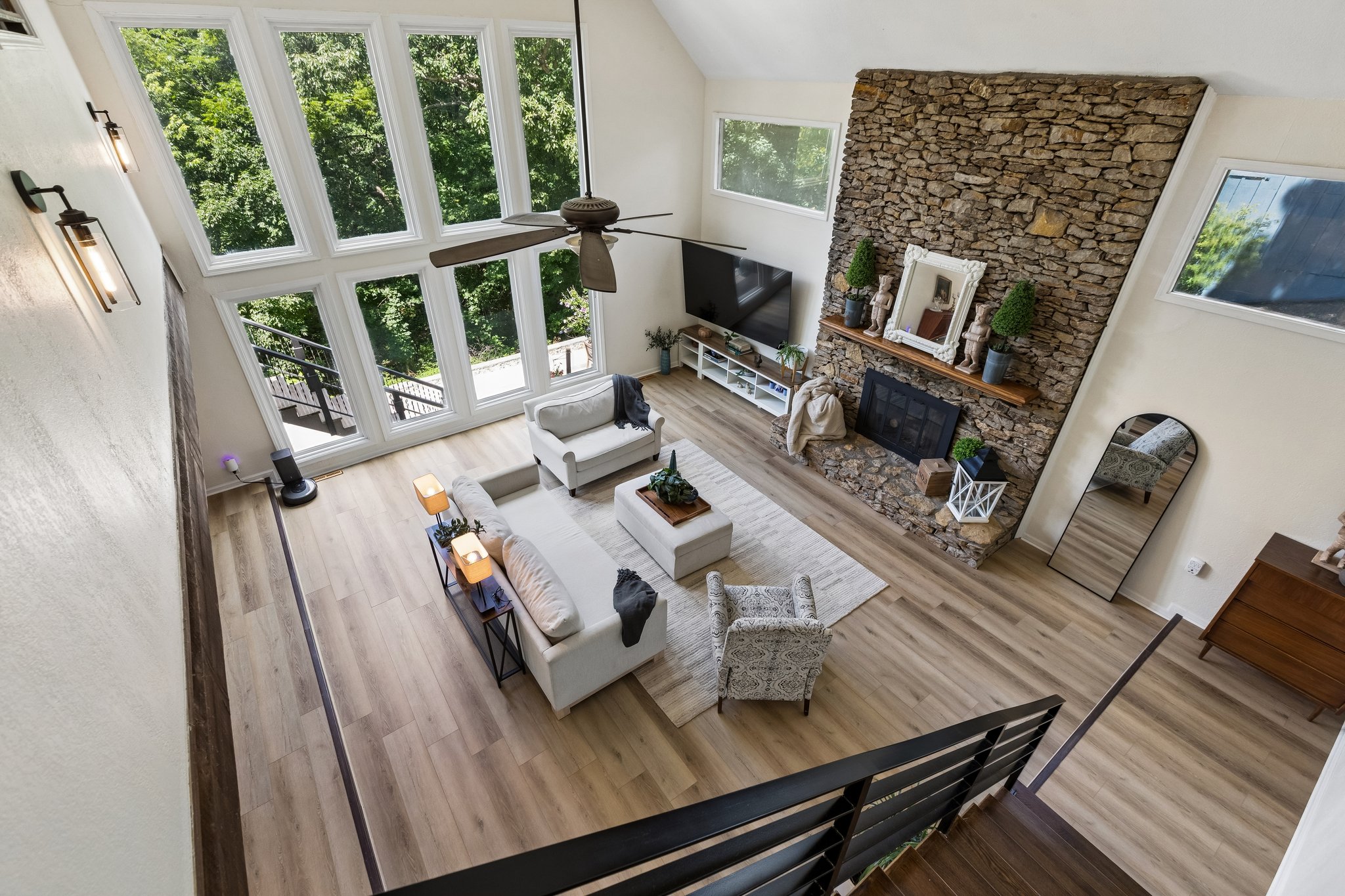 9411 - 708 Lake Forest Dr_010.jpg
