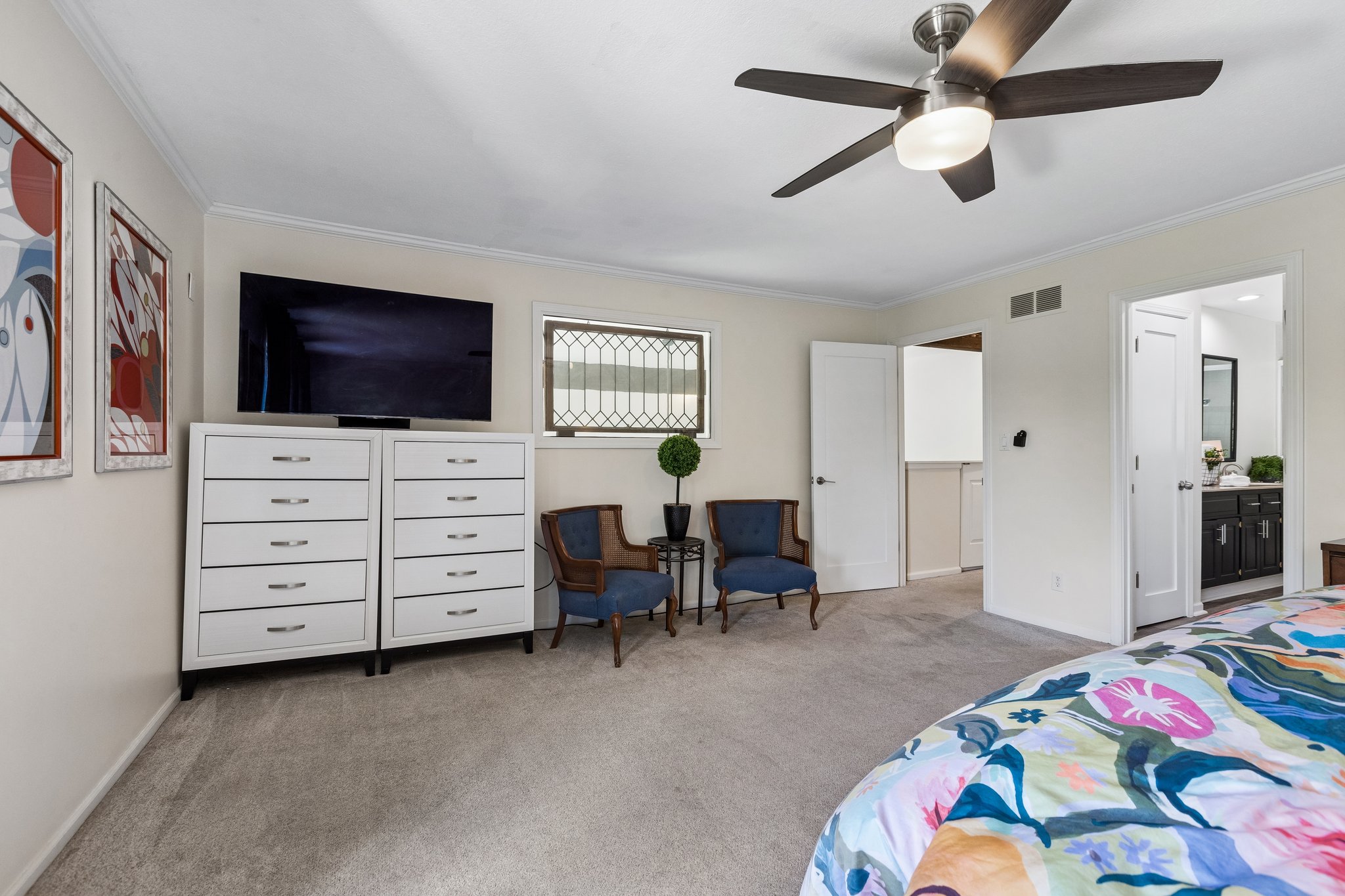 9411 - 708 Lake Forest Dr_018.jpg
