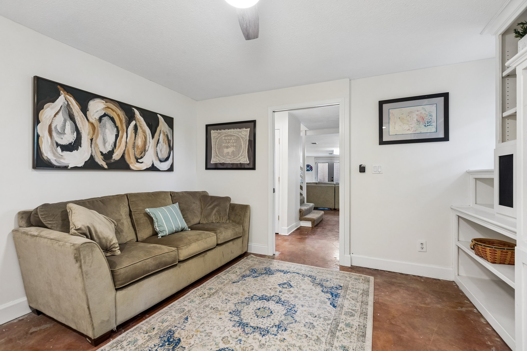 9411 - 708 Lake Forest Dr_031.jpg