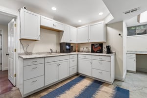 9411 - 708 Lake Forest Dr_034.jpg