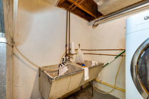  Photo 49