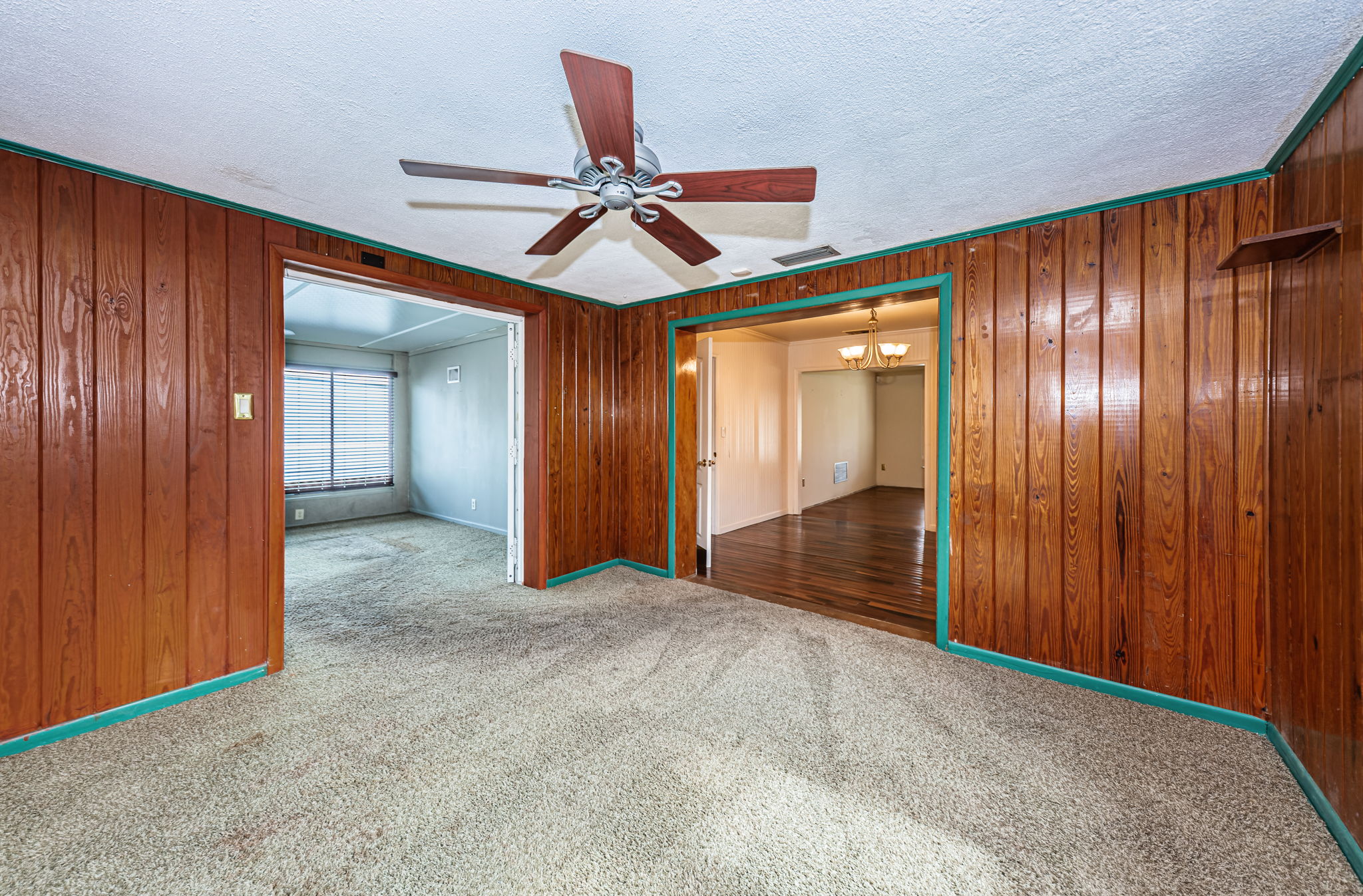 Family Room4