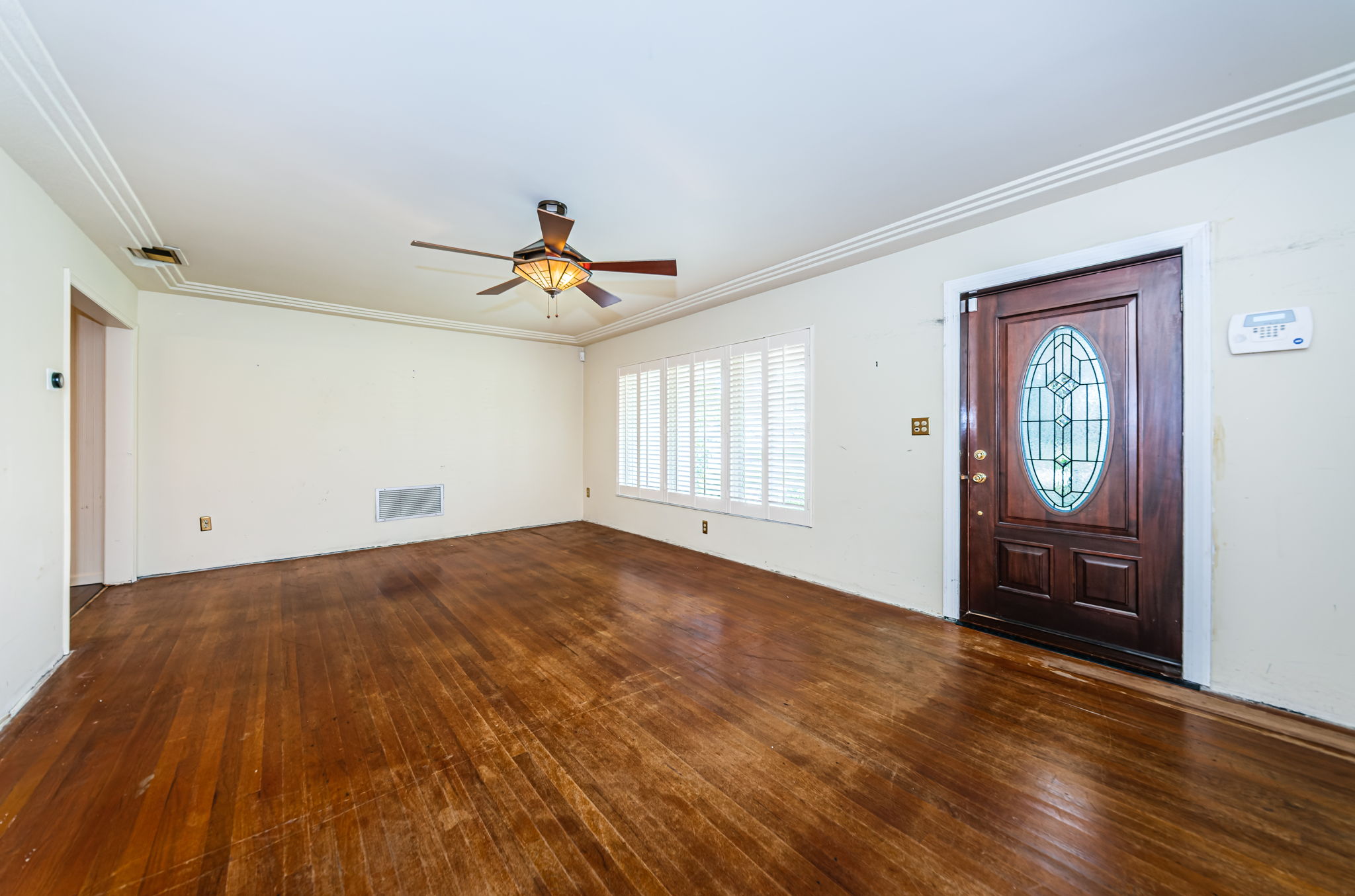 Living Room2