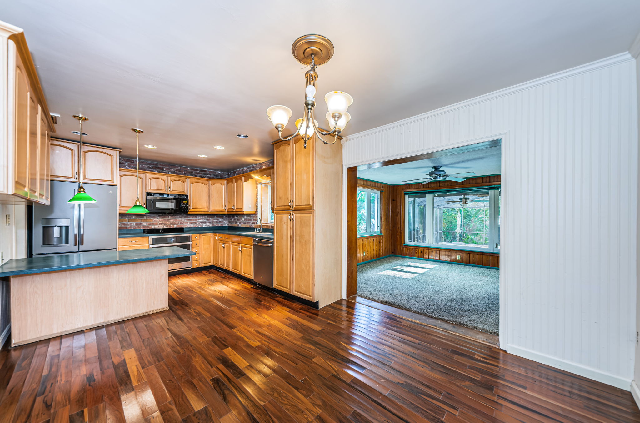 Dining Room111