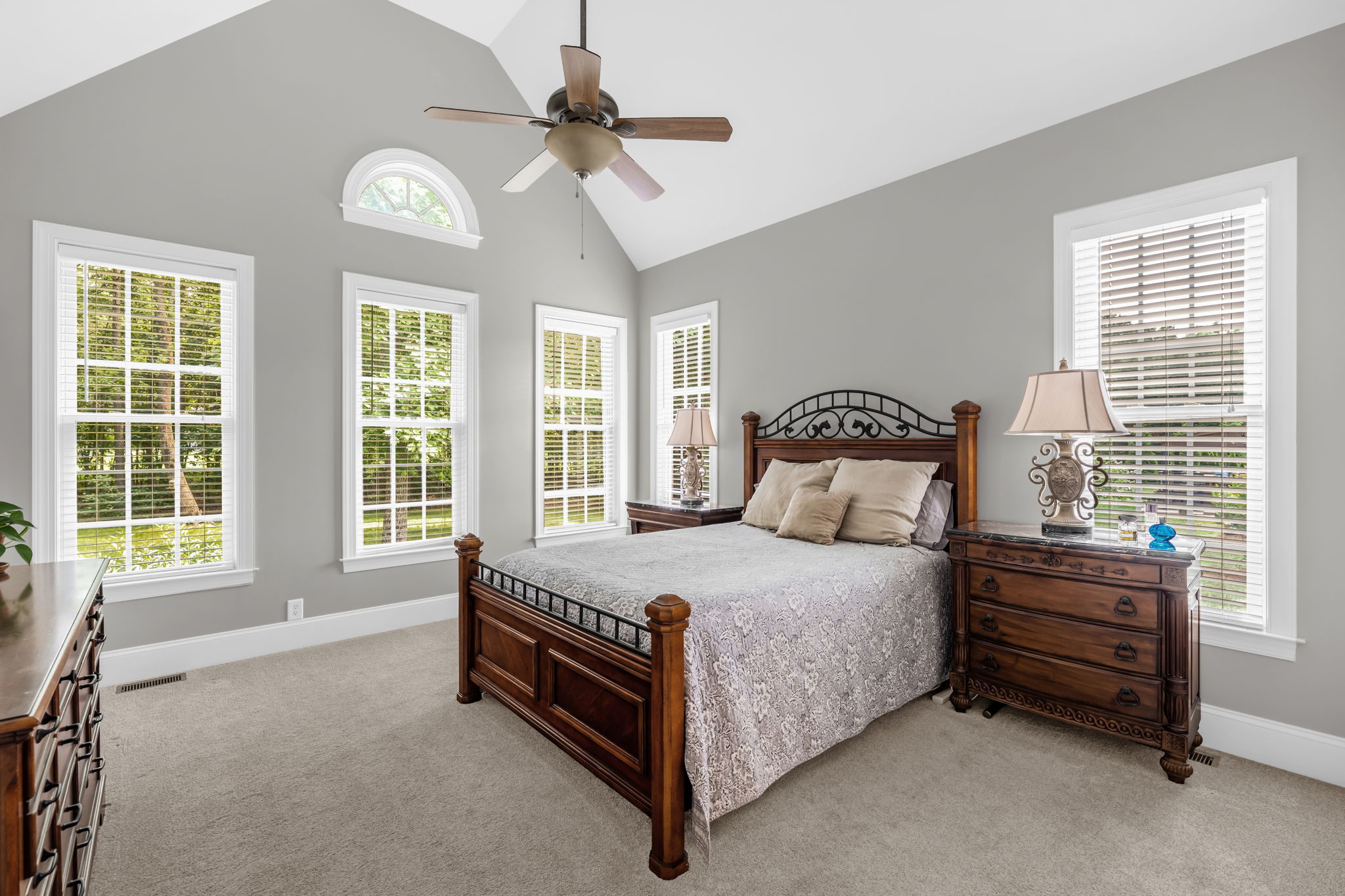 708 Old Squaw Dr-21