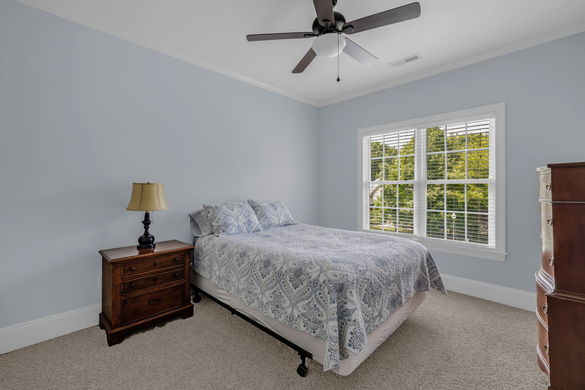 708 Old Squaw Dr-28