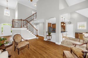 708 Old Squaw Dr-14