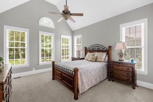 708 Old Squaw Dr-21