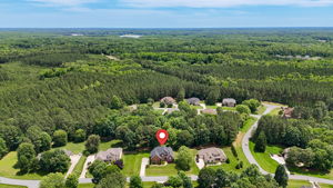 708 Old Squaw Dr-46