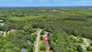 708 Old Squaw Dr-48