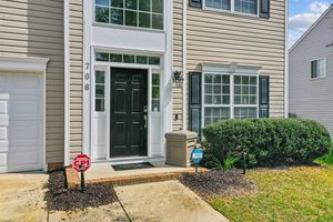 708 Stackhurst Way, Wake Forest, NC 27587, USA Photo 3