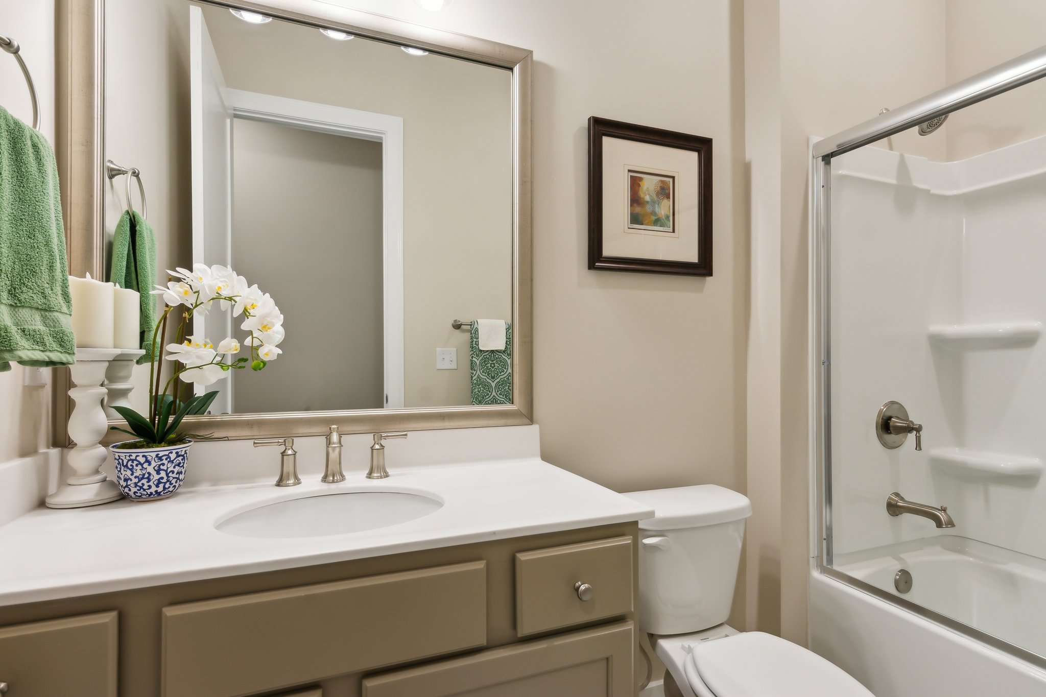 Local_Flavor_Films-7080_Cottage_Grv_Dr_Flowery_Branch_GA-236.jpg