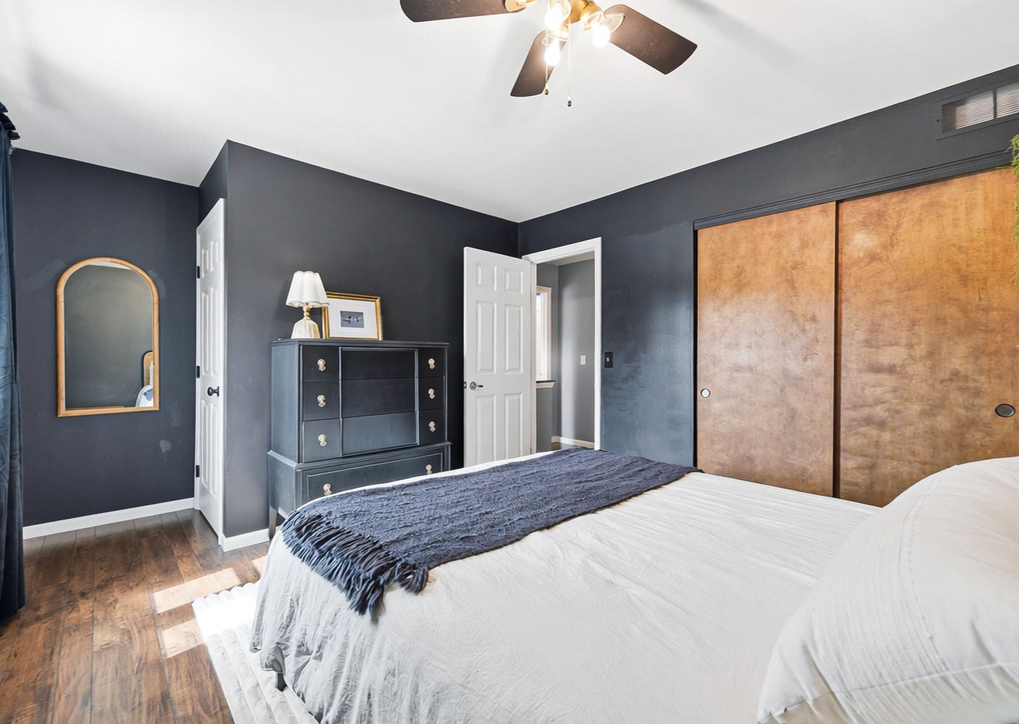 B.G. - 7081 Fitzgerald Rd-51