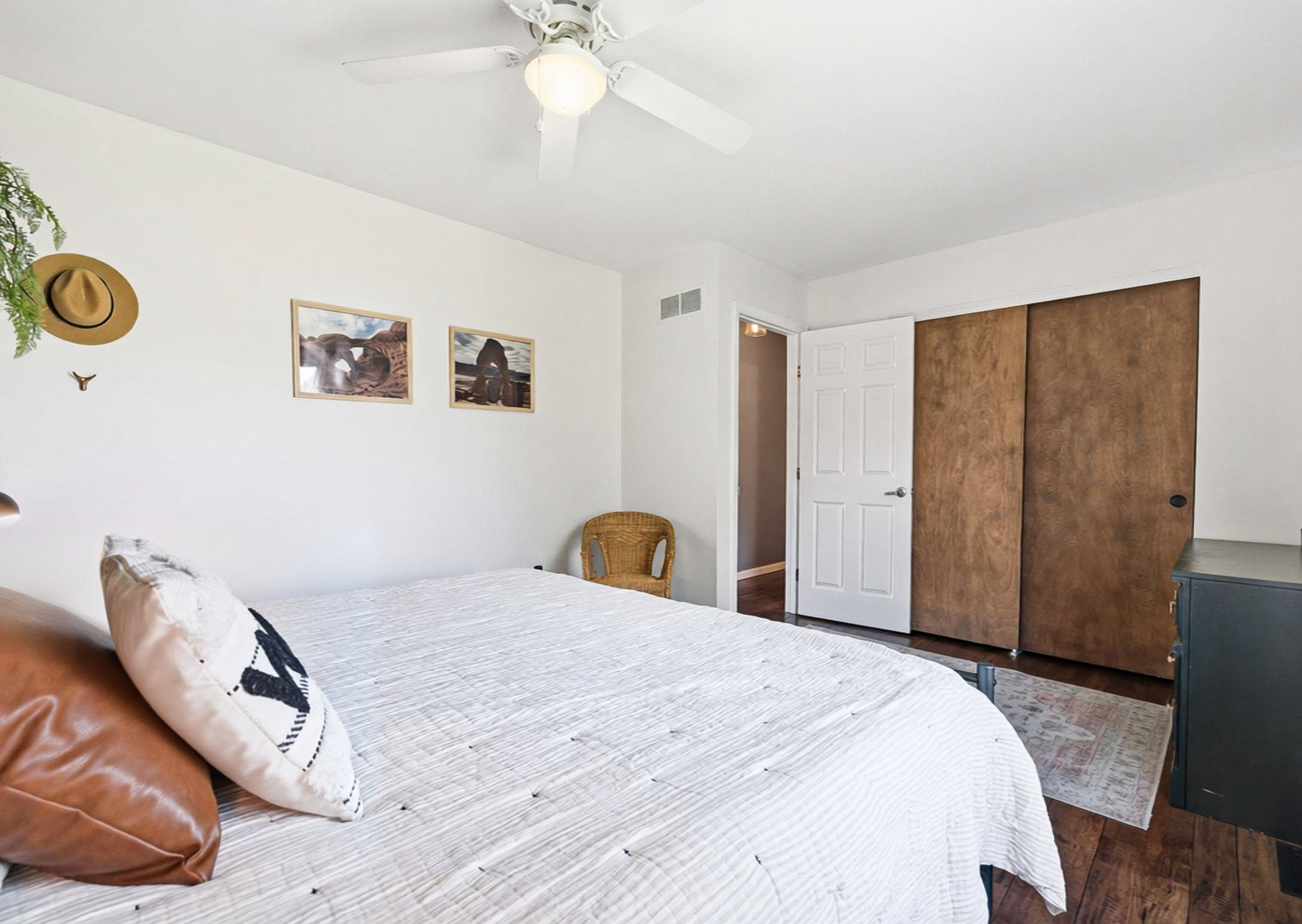B.G. - 7081 Fitzgerald Rd-56