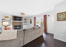 B.G. - 7081 Fitzgerald Rd-29