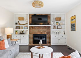 B.G. - 7081 Fitzgerald Rd-32