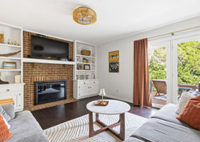 B.G. - 7081 Fitzgerald Rd-35