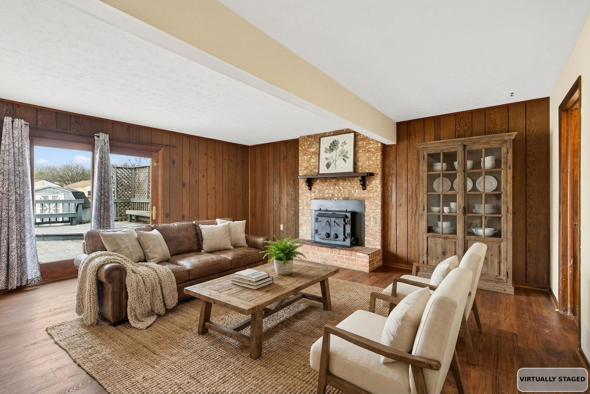 7082 Wind River Dr Family Rm Virtually Staged