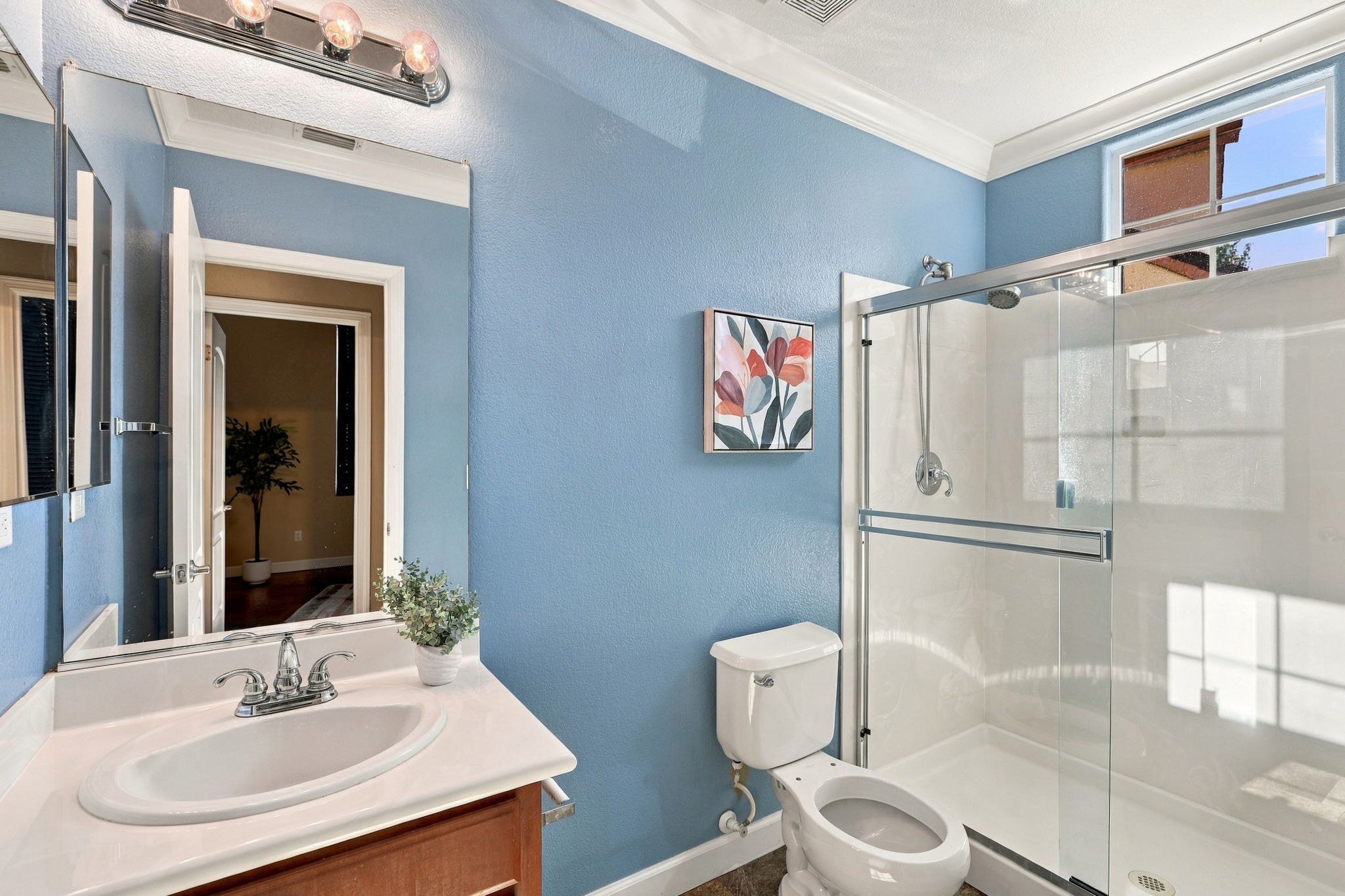  Photo 36