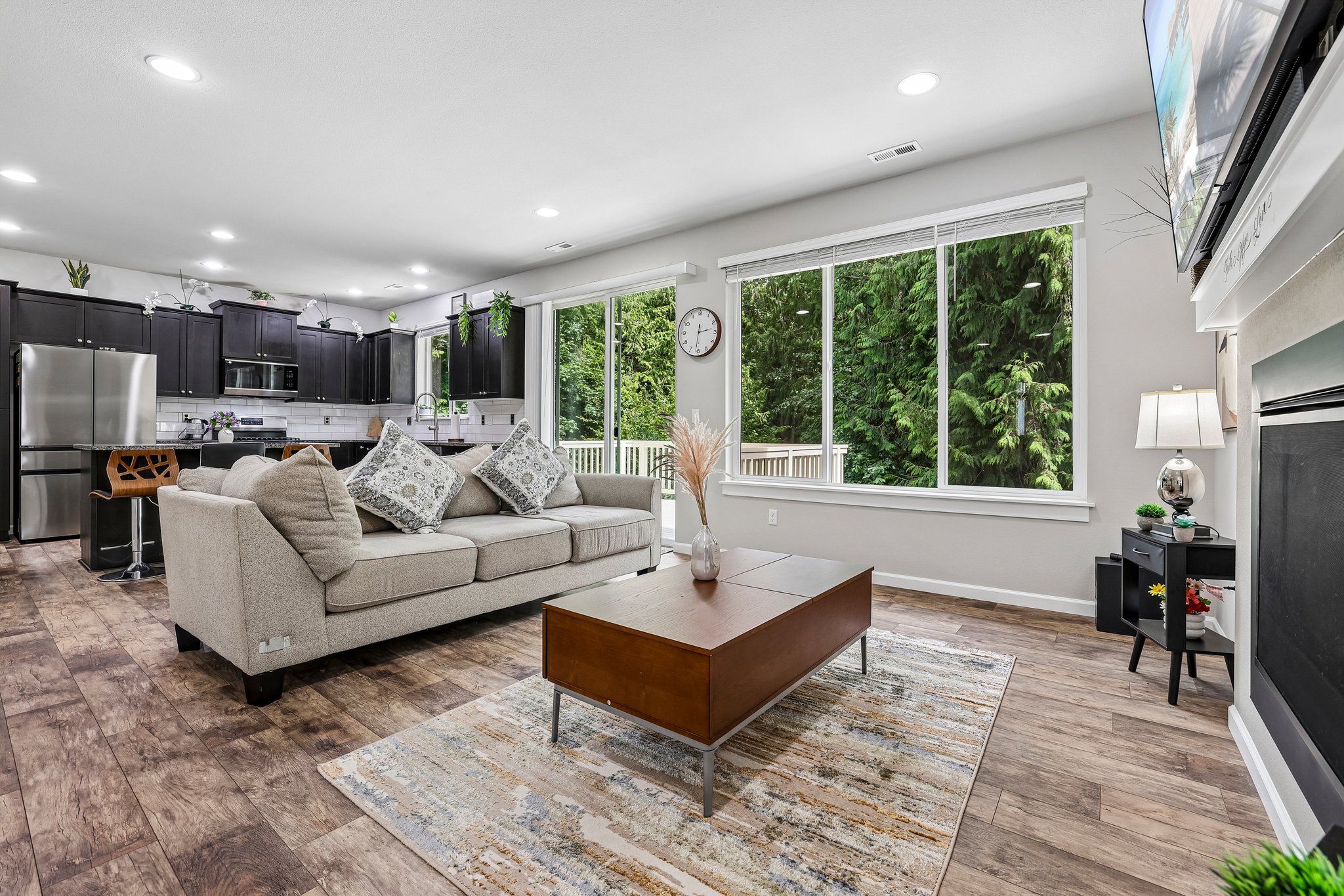 101st Ave-S1007-008.jpg