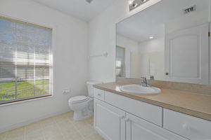 Primary Bathroom (2)
