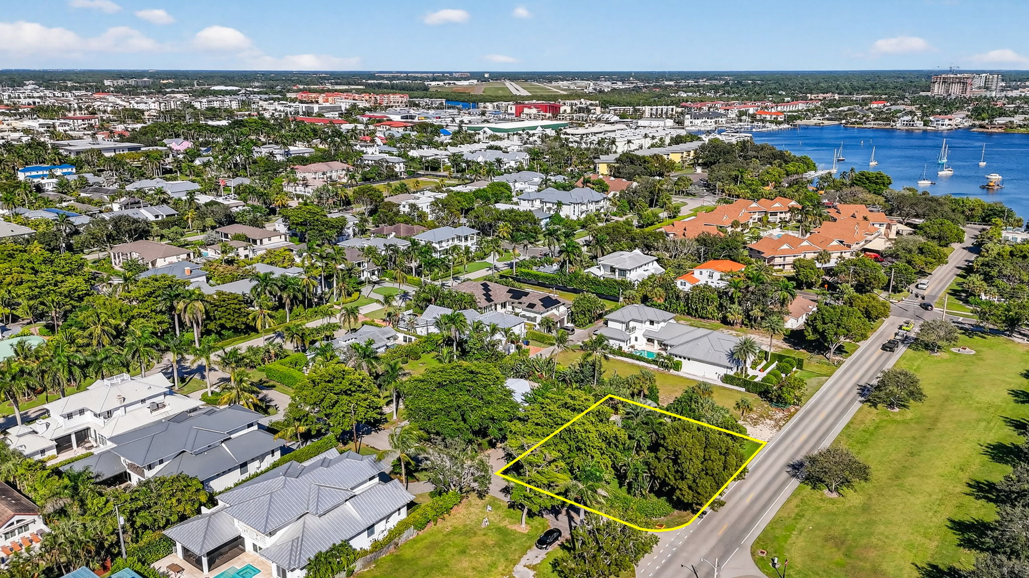 Aerial Front Exterior 3 - lot line