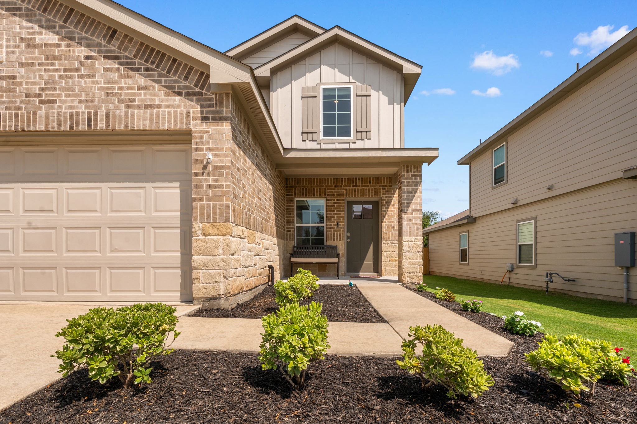 709 Lake Sweetwater Ln, Buda, TX 78610, USA Photo 7