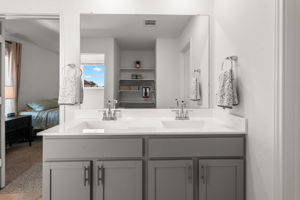 709 Lake Sweetwater Ln, Buda, TX 78610, USA Photo 62