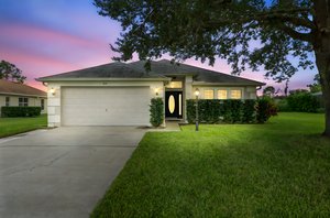 709 Mountain Ash, Deltona (2) day to dusk.jpeg